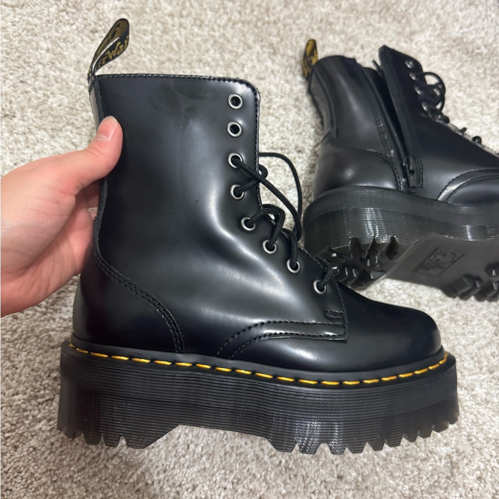 Dr. martens platform boots